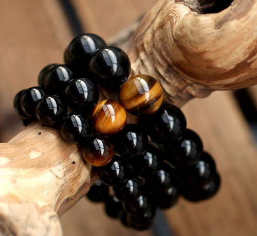 beed necklace